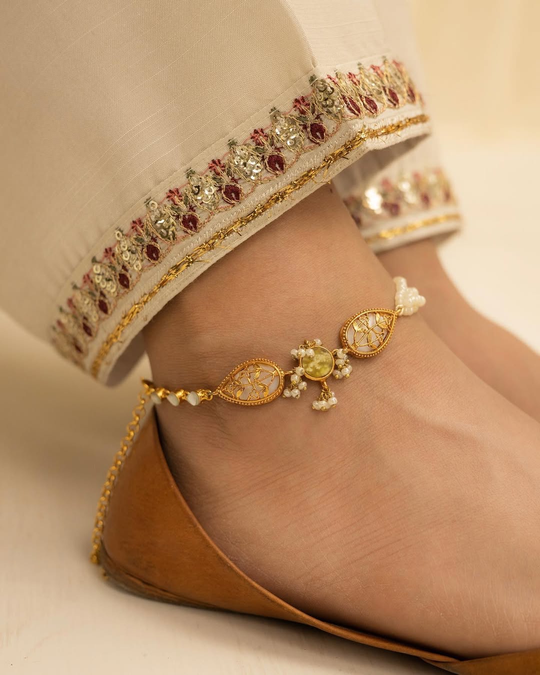 Gulnoor | 3-PC Stitched Embroidered Outfit