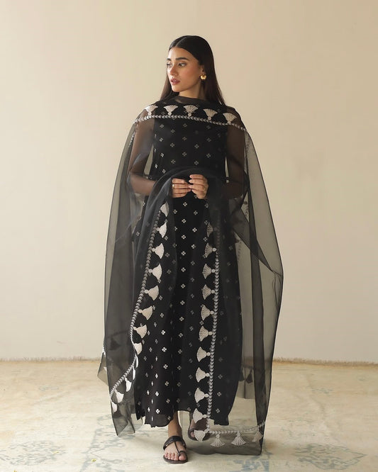 BLACK CLOVER | 3-PC Stitched Embroidered Outfit