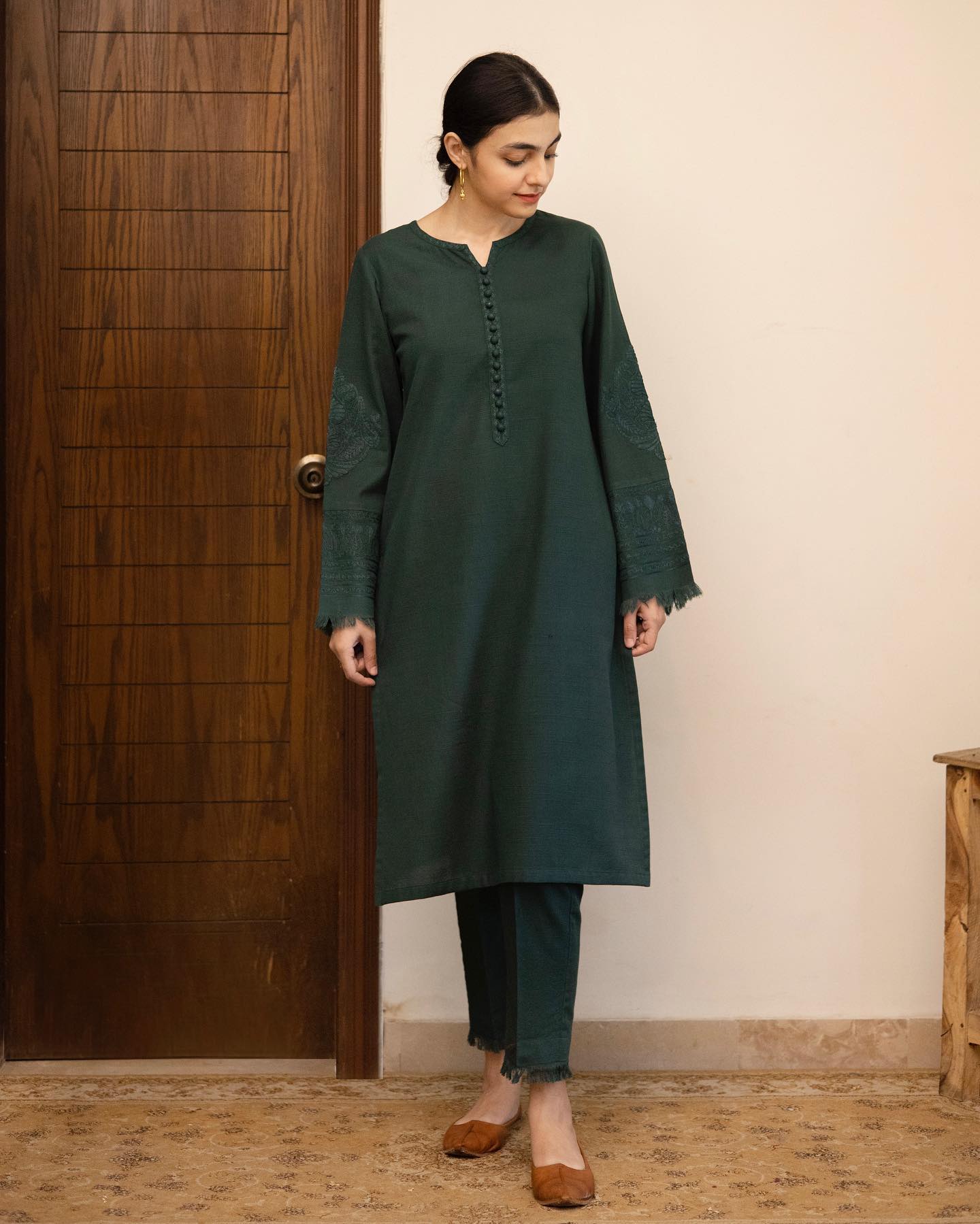EMERALD | 2pc Stitched Outfit
