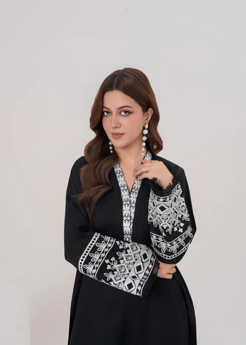 Black Muse | 2-Piece Stitched Winter Arrival