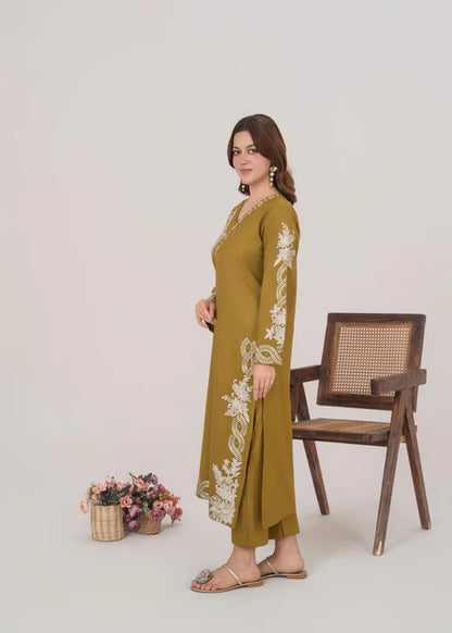 Sabrina | 2-Piece Stitched Winter Arrival